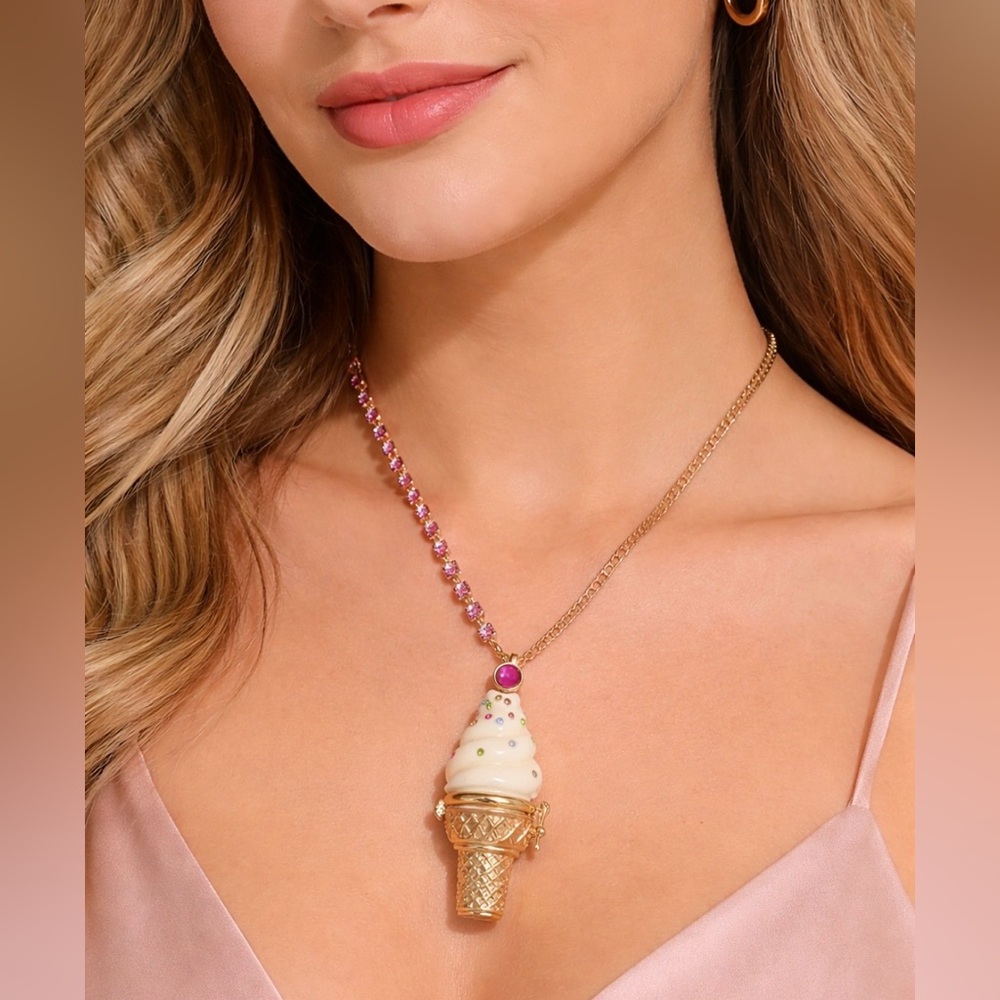 Betsey Johnson Ice Cream Necklace 🍦
